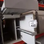02 ARMÁRIOS PARA CPU COM 01 PORTA E 01 GAVETA. (NO ESTADO) ATENÇÃO! FAZER A VISITAÇÃO ANTES DE ARREMATAR, NÃO SABEMOS SE FUNCIONA, LEILÃO NÃO TEM GARANTIA E NEM DEVOLUÇÃO, SUJEITO A POSSÍVEIS AVARIAS VISÍVEIS/OCULTAS E/OU AUSÊNCIA DE COMPONENTES.