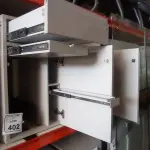 02 ARMÁRIOS PARA CPU COM 01 PORTA E 01 GAVETA. (NO ESTADO) ATENÇÃO! FAZER A VISITAÇÃO ANTES DE ARREMATAR, NÃO SABEMOS SE FUNCIONA, LEILÃO NÃO TEM GARANTIA E NEM DEVOLUÇÃO, SUJEITO A POSSÍVEIS AVARIAS VISÍVEIS/OCULTAS E/OU AUSÊNCIA DE COMPONENTES.