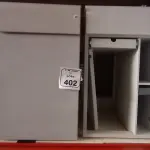 02 ARMÁRIOS PARA CPU COM 01 PORTA E 01 GAVETA. (NO ESTADO) ATENÇÃO! FAZER A VISITAÇÃO ANTES DE ARREMATAR, NÃO SABEMOS SE FUNCIONA, LEILÃO NÃO TEM GARANTIA E NEM DEVOLUÇÃO, SUJEITO A POSSÍVEIS AVARIAS VISÍVEIS/OCULTAS E/OU AUSÊNCIA DE COMPONENTES.