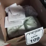 01 LOTE COM GRANDE QUANTIDADE DE CD VIRGEM MARCA MAXPRINT. (NO ESTADO) ATENÇÃO! FAZER A VISITAÇÃO ANTES DE ARREMATAR, NÃO SABEMOS SE FUNCIONA, LEILÃO NÃO TEM GARANTIA E NEM DEVOLUÇÃO, SUJEITO A POSSÍVEIS AVARIAS VISÍVEIS/OCULTAS E/OU AUSÊNCIA DE COMPONENTES.