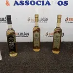 04 GARRAFAS DE HIDROMEL DE 500ML DE SABORES DIVERSOS MARCA PHILIP MEAD. (NO ESTADO) ATENÇÃO! FAZER A VISITAÇÃO ANTES DE ARREMATAR, NÃO SABEMOS SE FUNCIONA, LEILÃO NÃO TEM GARANTIA E NEM DEVOLUÇÃO, SUJEITO A POSSÍVEIS AVARIAS VISÍVEIS/OCULTAS E/OU AUSÊNCIA DE COMPONENTES.