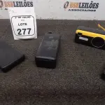 04 POWER BANK DE MARCAS DIVERSAS. (NO ESTADO) ATENÇÃO! FAZER A VISITAÇÃO ANTES DE ARREMATAR, NÃO SABEMOS SE FUNCIONA, LEILÃO NÃO TEM GARANTIA E NEM DEVOLUÇÃO, SUJEITO A POSSÍVEIS AVARIAS VISÍVEIS/OCULTAS E/OU AUSÊNCIA DE COMPONENTES.