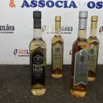 04 GARRAFAS DE HIDROMEL DE 500ML DE SABORES DIVERSOS MARCA PHILIP MEAD. (NO ESTADO) ATENÇÃO! FAZER A VISITAÇÃO ANTES DE ARREMATAR, NÃO SABEMOS SE FUNCIONA, LEILÃO NÃO TEM GARANTIA E NEM DEVOLUÇÃO, SUJEITO A POSSÍVEIS AVARIAS VISÍVEIS/OCULTAS E/OU AUSÊNCIA DE COMPONENTES.