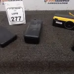 04 POWER BANK DE MARCAS DIVERSAS. (NO ESTADO) ATENÇÃO! FAZER A VISITAÇÃO ANTES DE ARREMATAR, NÃO SABEMOS SE FUNCIONA, LEILÃO NÃO TEM GARANTIA E NEM DEVOLUÇÃO, SUJEITO A POSSÍVEIS AVARIAS VISÍVEIS/OCULTAS E/OU AUSÊNCIA DE COMPONENTES.