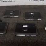04 MINIS COMPUTADORES TERMINAIS MARCA WYSE SEM FONTE. (NO ESTADO) ATENÇÃO! FAZER A VISITAÇÃO ANTES DE ARREMATAR, NÃO SABEMOS SE FUNCIONA, LEILÃO NÃO TEM GARANTIA E NEM DEVOLUÇÃO, SUJEITO A POSSÍVEIS AVARIAS VISÍVEIS/OCULTAS E/OU AUSÊNCIA DE COMPONENTES.