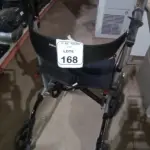 01 ANDADOR DE 04 RODAS COM ASSENTO. (NO ESTADO) ATENÇÃO! FAZER A VISITAÇÃO ANTES DE ARREMATAR, NÃO SABEMOS SE FUNCIONA, LEILÃO NÃO TEM GARANTIA E NEM DEVOLUÇÃO, SUJEITO A POSSÍVEIS AVARIAS VISÍVEIS/OCULTAS E/OU AUSÊNCIA DE COMPONENTES.