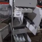 01 BEBEDOURO DE COLUNA E 02 ARMÁRIOS BAIXOS COM 01 GAVETA E SUPORTE PARA CPU EM MADEIRA. (NO ESTADO) ATENÇÃO! FAZER A VISITAÇÃO ANTES DE ARREMATAR, NÃO SABEMOS SE FUNCIONA, LEILÃO NÃO TEM GARANTIA E NEM DEVOLUÇÃO, SUJEITO A POSSÍVEIS AVARIAS VISÍVEIS/OCULTAS E/OU AUSÊNCIA DE COMPONENTES.