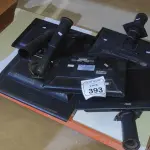 06 MONITORES MARCA AOC PARA RETIRADA DE PEÇAS. (NO ESTADO) ATENÇÃO! FAZER A VISITAÇÃO ANTES DE ARREMATAR, NÃO SABEMOS SE FUNCIONA, LEILÃO NÃO TEM GARANTIA E NEM DEVOLUÇÃO, SUJEITO A POSSÍVEIS AVARIAS VISÍVEIS/OCULTAS E/OU AUSÊNCIA DE COMPONENTES.