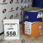01 LATA DE ADESIVO DE CONTATO 2,80KG MARCA MAZA. (NO ESTADO) ATENÇÃO! FAZER A VISITAÇÃO ANTES DE ARREMATAR, NÃO SABEMOS SE FUNCIONA, LEILÃO NÃO TEM GARANTIA E NEM DEVOLUÇÃO, SUJEITO A POSSÍVEIS AVARIAS VISÍVEIS/OCULTAS E/OU AUSÊNCIA DE COMPONENTES.