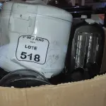 01 LOTE COM VÁRIAS PEÇAS DE LIQUIDIFICADORES E ELETRODOMÉSTICOS DIVERSOS PARA RETIRADA DE PEÇAS. (NO ESTADO) ATENÇÃO! FAZER A VISITAÇÃO ANTES DE ARREMATAR, NÃO SABEMOS SE FUNCIONA, LEILÃO NÃO TEM GARANTIA E NEM DEVOLUÇÃO, SUJEITO A POSSÍVEIS AVARIAS VISÍVEIS/OCULTAS E/OU AUSÊNCIA DE COMPONENTES.