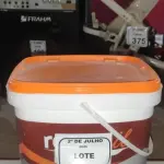 01 BALDE DE SELADOR 16L MARCA RENOCRIL. (NO ESTADO) ATENÇÃO! FAZER A VISITAÇÃO ANTES DE ARREMATAR, NÃO SABEMOS SE FUNCIONA, LEILÃO NÃO TEM GARANTIA E NEM DEVOLUÇÃO, SUJEITO A POSSÍVEIS AVARIAS VISÍVEIS/OCULTAS E/OU AUSÊNCIA DE COMPONENTES.