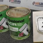 01 LATA DE TINTA ACRÍLICA DE 3,6L NA COR LUAR DO SERTÃO FOSCO MARCA PROFISSIONAL ACR. (NO ESTADO) ATENÇÃO! FAZER A VISITAÇÃO ANTES DE ARREMATAR, NÃO SABEMOS SE FUNCIONA, LEILÃO NÃO TEM GARANTIA E NEM DEVOLUÇÃO, SUJEITO A POSSÍVEIS AVARIAS VISÍVEIS/OCULTAS E/OU AUSÊNCIA DE COMPONENTES.