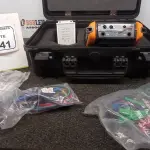01 TRAÇADOR CURVA IV 500W 1500V MARCA HT. (NO ESTADO) ATENÇÃO! FAZER A VISITAÇÃO ANTES DE ARREMATAR, NÃO SABEMOS SE FUNCIONA, LEILÃO NÃO TEM GARANTIA E NEM DEVOLUÇÃO, SUJEITO A POSSÍVEIS AVARIAS VISÍVEIS/OCULTAS E/OU AUSÊNCIA DE COMPONENTES.
