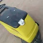 01 MÁQUINA DE LAVAR PISO INDUSTRIAL MODELO BD 530 MARCA KARCHER. (NO ESTADO) ATENÇÃO! FAZER A VISITAÇÃO ANTES DE ARREMATAR, NÃO SABEMOS SE FUNCIONA, LEILÃO NÃO TEM GARANTIA E NEM DEVOLUÇÃO, SUJEITO A POSSÍVEIS AVARIAS VISÍVEIS/OCULTAS E/OU AUSÊNCIA DE COMPONENTES.