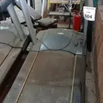 01 ESTEIRA ERGOMÉTRICA MODELO T60 220V MARCA VISION. (NO ESTADO) ATENÇÃO! FAZER A VISITAÇÃO ANTES DE ARREMATAR, NÃO SABEMOS SE FUNCIONA, LEILÃO NÃO TEM GARANTIA E NEM DEVOLUÇÃO, SUJEITO A POSSÍVEIS AVARIAS VISÍVEIS/OCULTAS E/OU AUSÊNCIA DE COMPONENTES.