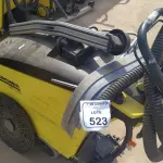 01 MÁQUINA DE LAVAR PISO INDUSTRIAL MODELO BD 530 MARCA KARCHER. (NO ESTADO) ATENÇÃO! FAZER A VISITAÇÃO ANTES DE ARREMATAR, NÃO SABEMOS SE FUNCIONA, LEILÃO NÃO TEM GARANTIA E NEM DEVOLUÇÃO, SUJEITO A POSSÍVEIS AVARIAS VISÍVEIS/OCULTAS E/OU AUSÊNCIA DE COMPONENTES.