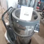 01 MÁQUINA EXTRATORA PROFISSIONAL DE ÁGUA QUENTE E VAPOR MODELO GV ETNA MARCA LAVOR. (NO ESTADO) ATENÇÃO! FAZER A VISITAÇÃO ANTES DE ARREMATAR, NÃO SABEMOS SE FUNCIONA, LEILÃO NÃO TEM GARANTIA E NEM DEVOLUÇÃO, SUJEITO A POSSÍVEIS AVARIAS VISÍVEIS/OCULTAS E/OU AUSÊNCIA DE COMPONENTES.
