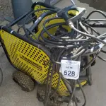 01 LAVADORA DE ALTA PRESSÃO INDUSTRIAL MODELO HD 10/25 MAXI MARCA KARCHER. (NO ESTADO) ATENÇÃO! FAZER A VISITAÇÃO ANTES DE ARREMATAR, NÃO SABEMOS SE FUNCIONA, LEILÃO NÃO TEM GARANTIA E NEM DEVOLUÇÃO, SUJEITO A POSSÍVEIS AVARIAS VISÍVEIS/OCULTAS E/OU AUSÊNCIA DE COMPONENTES.