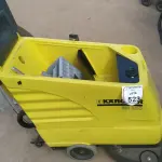 01 MÁQUINA DE LAVAR PISO INDUSTRIAL MODELO BD 530 MARCA KARCHER. (NO ESTADO) ATENÇÃO! FAZER A VISITAÇÃO ANTES DE ARREMATAR, NÃO SABEMOS SE FUNCIONA, LEILÃO NÃO TEM GARANTIA E NEM DEVOLUÇÃO, SUJEITO A POSSÍVEIS AVARIAS VISÍVEIS/OCULTAS E/OU AUSÊNCIA DE COMPONENTES.