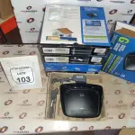 05 ROUTERS DE BANDA LARGA MARCA CISCO. (NO ESTADO) ATENÇÃO! FAZER A VISITAÇÃO ANTES DE ARREMATAR, NÃO SABEMOS SE FUNCIONA, LEILÃO NÃO TEM GARANTIA E NEM DEVOLUÇÃO, SUJEITO A POSSÍVEIS AVARIAS VISÍVEIS/OCULTAS E/OU AUSÊNCIA DE COMPONENTES.