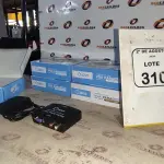 05 ADAPTADORES CONVERSOR VGA PARA HDMI MARCA LOTUS. (NO ESTADO) ATENÇÃO! FAZER A VISITAÇÃO ANTES DE ARREMATAR, NÃO SABEMOS SE FUNCIONA, LEILÃO NÃO TEM GARANTIA E NEM DEVOLUÇÃO, SUJEITO A POSSÍVEIS AVARIAS VISÍVEIS/OCULTAS E/OU AUSÊNCIA DE COMPONENTES.
