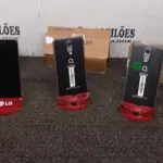03 CELULARES MARCA QUANTUM. (NO ESTADO) ATENÇÃO! FAZER A VISITAÇÃO ANTES DE ARREMATAR, NÃO SABEMOS SE FUNCIONA, LEILÃO NÃO TEM GARANTIA E NEM DEVOLUÇÃO, SUJEITO A POSSÍVEIS AVARIAS VISÍVEIS/OCULTAS E/OU AUSÊNCIA DE COMPONENTES.