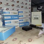 09 ADAPTADORES CONVERSOR VGA PARA HDMI MARCA LOTUS. (NO ESTADO) ATENÇÃO! FAZER A VISITAÇÃO ANTES DE ARREMATAR, NÃO SABEMOS SE FUNCIONA, LEILÃO NÃO TEM GARANTIA E NEM DEVOLUÇÃO, SUJEITO A POSSÍVEIS AVARIAS VISÍVEIS/OCULTAS E/OU AUSÊNCIA DE COMPONENTES.