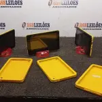 04 TABLETS SEM FONTE. (NO ESTADO) ATENÇÃO! FAZER A VISITAÇÃO ANTES DE ARREMATAR, NÃO SABEMOS SE FUNCIONA, LEILÃO NÃO TEM GARANTIA E NEM DEVOLUÇÃO, SUJEITO A POSSÍVEIS AVARIAS VISÍVEIS/OCULTAS E/OU AUSÊNCIA DE COMPONENTES.