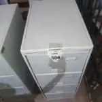 01 ARQUIVO COM 04 GAVETAS EM AÇO. (NO ESTADO) ATENÇÃO! FAZER A VISITAÇÃO ANTES DE ARREMATAR, NÃO SABEMOS SE FUNCIONA, LEILÃO NÃO TEM GARANTIA E NEM DEVOLUÇÃO, SUJEITO A POSSÍVEIS AVARIAS VISÍVEIS/OCULTAS E/OU AUSÊNCIA DE COMPONENTES.
