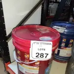 01 BALDE DE TINTA ACRÍLICA SUPER PREMIUM NA COR BASE INTENSA SEMIBRILHO DE 16L MARCA RENNER. (NO ESTADO) ATENÇÃO! FAZER A VISITAÇÃO ANTES DE ARREMATAR, NÃO SABEMOS SE FUNCIONA, LEILÃO NÃO TEM GARANTIA E NEM DEVOLUÇÃO, SUJEITO A POSSÍVEIS AVARIAS VISÍVEIS/OCULTAS E/OU AUSÊNCIA DE COMPONENTES.