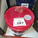 01 BALDE DE TINTA ACRÍLICA SUPER PREMIUM NA COR BASE INTENSA SEMIBRILHO DE 16L MARCA RENNER. (NO ESTADO) ATENÇÃO! FAZER A VISITAÇÃO ANTES DE ARREMATAR, NÃO SABEMOS SE FUNCIONA, LEILÃO NÃO TEM GARANTIA E NEM DEVOLUÇÃO, SUJEITO A POSSÍVEIS AVARIAS VISÍVEIS/OCULTAS E/OU AUSÊNCIA DE COMPONENTES.