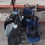 06 CADEIRAS DE ESCRITÓRIO. (NO ESTADO) ATENÇÃO! FAZER A VISITAÇÃO ANTES DE ARREMATAR, NÃO SABEMOS SE FUNCIONA, LEILÃO NÃO TEM GARANTIA E NEM DEVOLUÇÃO, SUJEITO A POSSÍVEIS AVARIAS VISÍVEIS/OCULTAS E/OU AUSÊNCIA DE COMPONENTES.