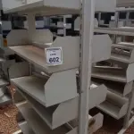 01 ESTANTE DE FERRO. (NO ESTADO) ATENÇÃO! FAZER A VISITAÇÃO ANTES DE ARREMATAR, NÃO SABEMOS SE FUNCIONA, LEILÃO NÃO TEM GARANTIA E NEM DEVOLUÇÃO, SUJEITO A POSSÍVEIS AVARIAS VISÍVEIS/OCULTAS E/OU AUSÊNCIA DE COMPONENTES.