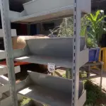 01 ESTANTE DE FERRO. (NO ESTADO) ATENÇÃO! FAZER A VISITAÇÃO ANTES DE ARREMATAR, NÃO SABEMOS SE FUNCIONA, LEILÃO NÃO TEM GARANTIA E NEM DEVOLUÇÃO, SUJEITO A POSSÍVEIS AVARIAS VISÍVEIS/OCULTAS E/OU AUSÊNCIA DE COMPONENTES.