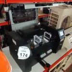 01 IMPRESSORA DE CARTÕES MODELO HDP8500 MARCA FARGO. (NO ESTADO) ATENÇÃO! FAZER A VISITAÇÃO ANTES DE ARREMATAR, NÃO SABEMOS SE FUNCIONA, LEILÃO NÃO TEM GARANTIA E NEM DEVOLUÇÃO, SUJEITO A POSSÍVEIS AVARIAS VISÍVEIS/OCULTAS E/OU AUSÊNCIA DE COMPONENTES.