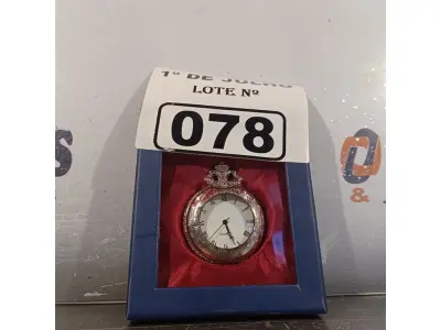 LOTE 078 - 01 RELÓGIO DE BOLSO ANALÓGICO. (NO ESTADO, LEILÃO NÃO TEM GARANTIA E NEM DEVOLUÇÃO, SUJEITO A POSSÍVEIS AVARIAS VISÍVEIS/OCULTAS E/OU AUSÊNCIA DE COMPONENTES).