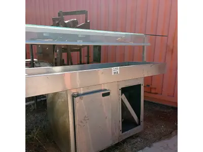 LOTE 512 - 01 BALCÃO E 01 ILHA EM INOX INCOMPLETOS. (NO ESTADO, LEILÃO NÃO TEM GARANTIA E NEM DEVOLUÇÃO, SUJEITO A POSSÍVEIS AVARIAS VISÍVEIS/OCULTAS E/OU AUSÊNCIA DE COMPONENTES).