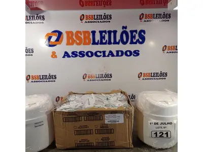 LOTE 121 - 02 FRASQUEIRAS COM 04 REFIS DE TOALHAS UMEDECIDAS. (NO ESTADO, LEILÃO NÃO TEM GARANTIA E NEM DEVOLUÇÃO, SUJEITO A POSSÍVEIS AVARIAS VISÍVEIS/OCULTAS E/OU AUSÊNCIA DE COMPONENTES).