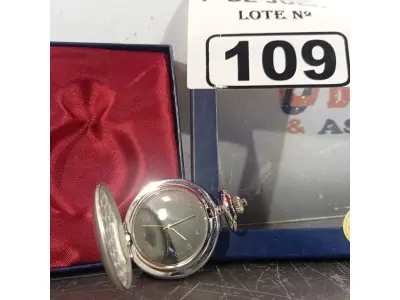 LOTE 109 - 01 RELÓGIO DE PULSO ANALÓGICO. (NO ESTADO, LEILÃO NÃO TEM GARANTIA E NEM DEVOLUÇÃO, SUJEITO A POSSÍVEIS AVARIAS VISÍVEIS/OCULTAS E/OU AUSÊNCIA DE COMPONENTES).
