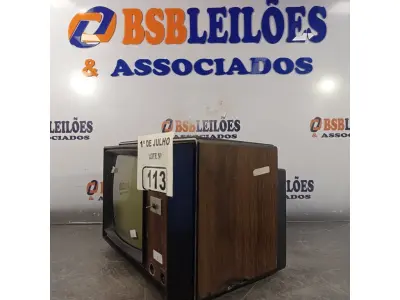 LOTE 113 - 01 MONITOR ANTIGO. (NO ESTADO, LEILÃO NÃO TEM GARANTIA E NEM DEVOLUÇÃO, SUJEITO A POSSÍVEIS AVARIAS VISÍVEIS/OCULTAS E/OU AUSÊNCIA DE COMPONENTES).