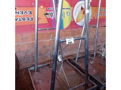 LOTE 500 - 01 GANCHEIRA PARA CÂMARA FRIA EM INOX. (NO ESTADO, LEILÃO NÃO TEM GARANTIA E NEM DEVOLUÇÃO, SUJEITO A POSSÍVEIS AVARIAS VISÍVEIS/OCULTAS E/OU AUSÊNCIA DE COMPONENTES).