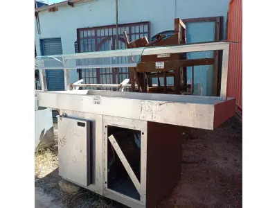 LOTE 512 - 01 BALCÃO E 01 ILHA EM INOX INCOMPLETOS. (NO ESTADO, LEILÃO NÃO TEM GARANTIA E NEM DEVOLUÇÃO, SUJEITO A POSSÍVEIS AVARIAS VISÍVEIS/OCULTAS E/OU AUSÊNCIA DE COMPONENTES).