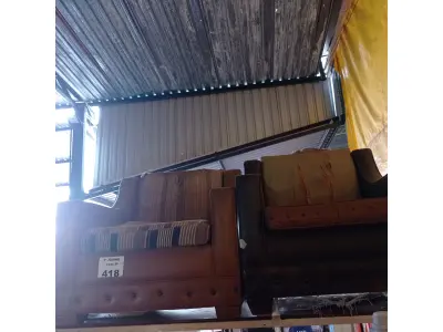 LOTE 418 - 02 POLTRONAS DO VOVÔ. (NO ESTADO, LEILÃO NÃO TEM GARANTIA E NEM DEVOLUÇÃO, SUJEITO A POSSÍVEIS AVARIAS VISÍVEIS/OCULTAS E/OU AUSÊNCIA DE COMPONENTES).