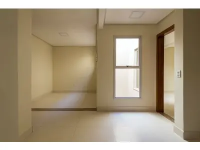 LOTE 001 - 01 PRÉDIO RESIDENCIAL NA CEILÂNDIA SUL, QNM 09, CONJUNTO D LOTE 43.COM TERRENO DE 250 M²E EDIFICAÇÃO COM ÁREA DE 421,19M², POSSUI 09 KITINETES TODAS EM PORCELANATO 72X72, JARDIM DE INVERNO CENTRAL. APARTAMENTOS PRIMEIRO ANDAR 101,102,103 E 104, APARTAMENTOS SEGUNDO ANDAR 201, 202, 203, 204 E 205. (NO ESTADO)(VISITAÇÃO AGENDAR (6198153-0503/WHATSAPP) (NÃO POSSUI DÉBITOS)