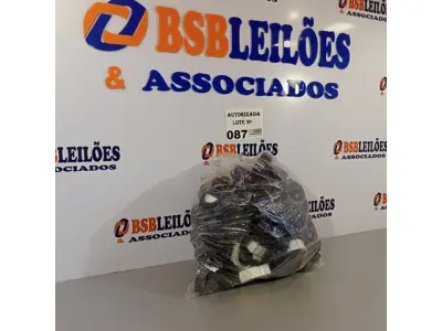 LOTE 087 - 40 PEÇAS DA PORCA DA GRADE VENTISOL. (NO ESTADO, NÃO SABEMOS SE FUNCIONA. LEILÃO NÃO TEM GARANTIA E NEM DEVOLUÇÃO).