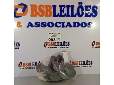 LOTE 093 - 09 HÉLICES DO VENTILADOR 20CM NYLO E VENTISOL. (NO ESTADO, NÃO SABEMOS SE FUNCIONA. LEILÃO NÃO TEM GARANTIA E NEM DEVOLUÇÃO).