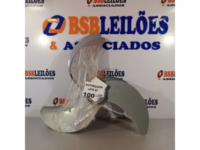 LOTE 100 - 03 HÉLICES DO VENTILADOR VENTISOL 70CM. (NO ESTADO, NÃO SABEMOS SE FUNCIONA. LEILÃO NÃO TEM GARANTIA E NEM DEVOLUÇÃO).