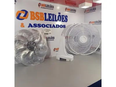 LOTE 056 - 01 CONJUNTO DO VENTILADOR MONDIAL GRADE, HÉLICE E BASE. (NO ESTADO, NÃO SABEMOS SE FUNCIONA. LEILÃO NÃO TEM GARANTIA E NEM DEVOLUÇÃO).