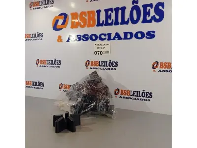 LOTE 070 - 10 PEÇAS DA BASE DA COLUNA INTERNA DO VENTILADOR VENTDELTA. (NO ESTADO, NÃO SABEMOS SE FUNCIONA. LEILÃO NÃO TEM GARANTIA E NEM DEVOLUÇÃO).