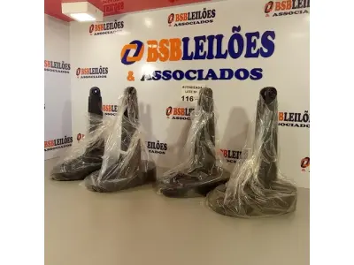 LOTE 116 - 04 BASES DO VENTILADOR MONDIAL. (NO ESTADO, NÃO SABEMOS SE FUNCIONA. LEILÃO NÃO TEM GARANTIA E NEM DEVOLUÇÃO).